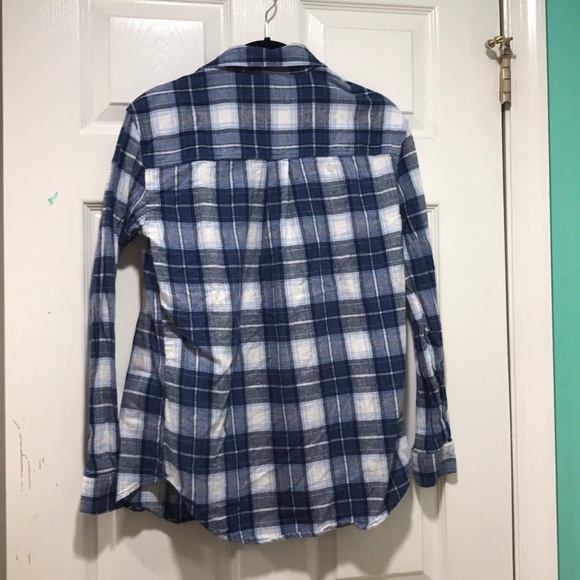Blue Bobs Burgers Flannel - Picture 4 of 5